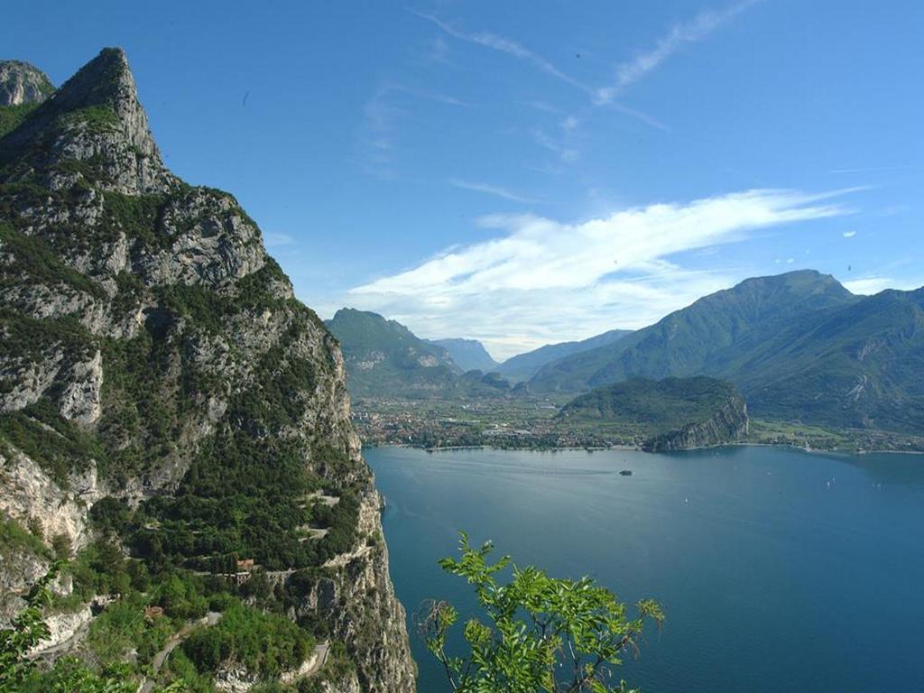Villa Phoenix - Lake Apartments Riva del Garda Exteriér fotografie