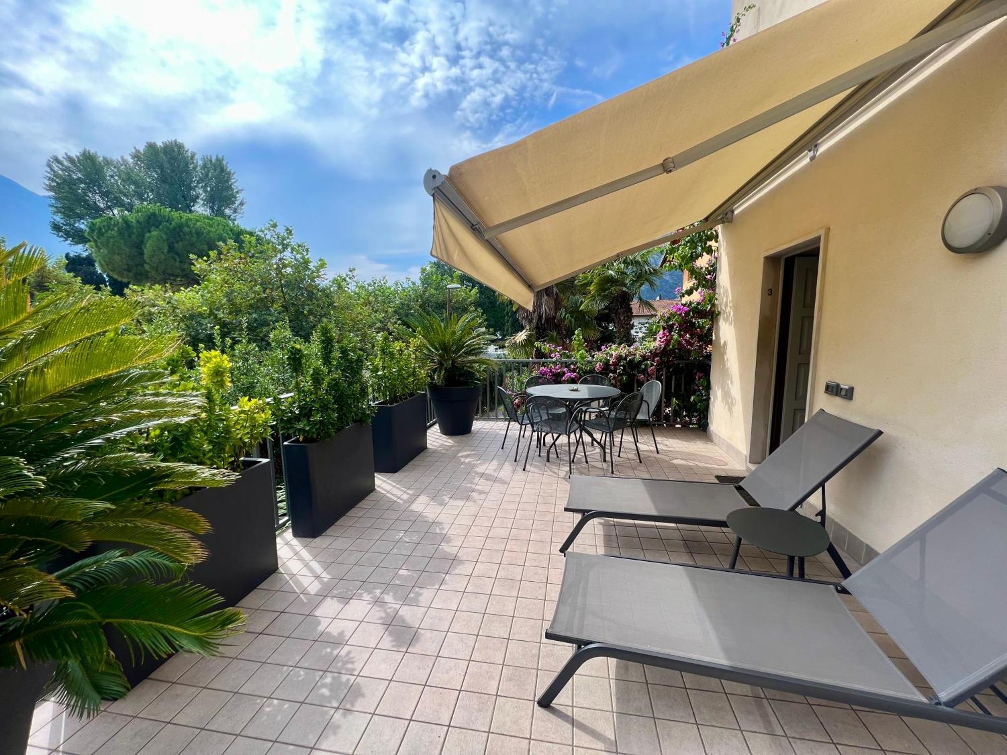 Villa Phoenix - Lake Apartments Riva del Garda Exteriér fotografie