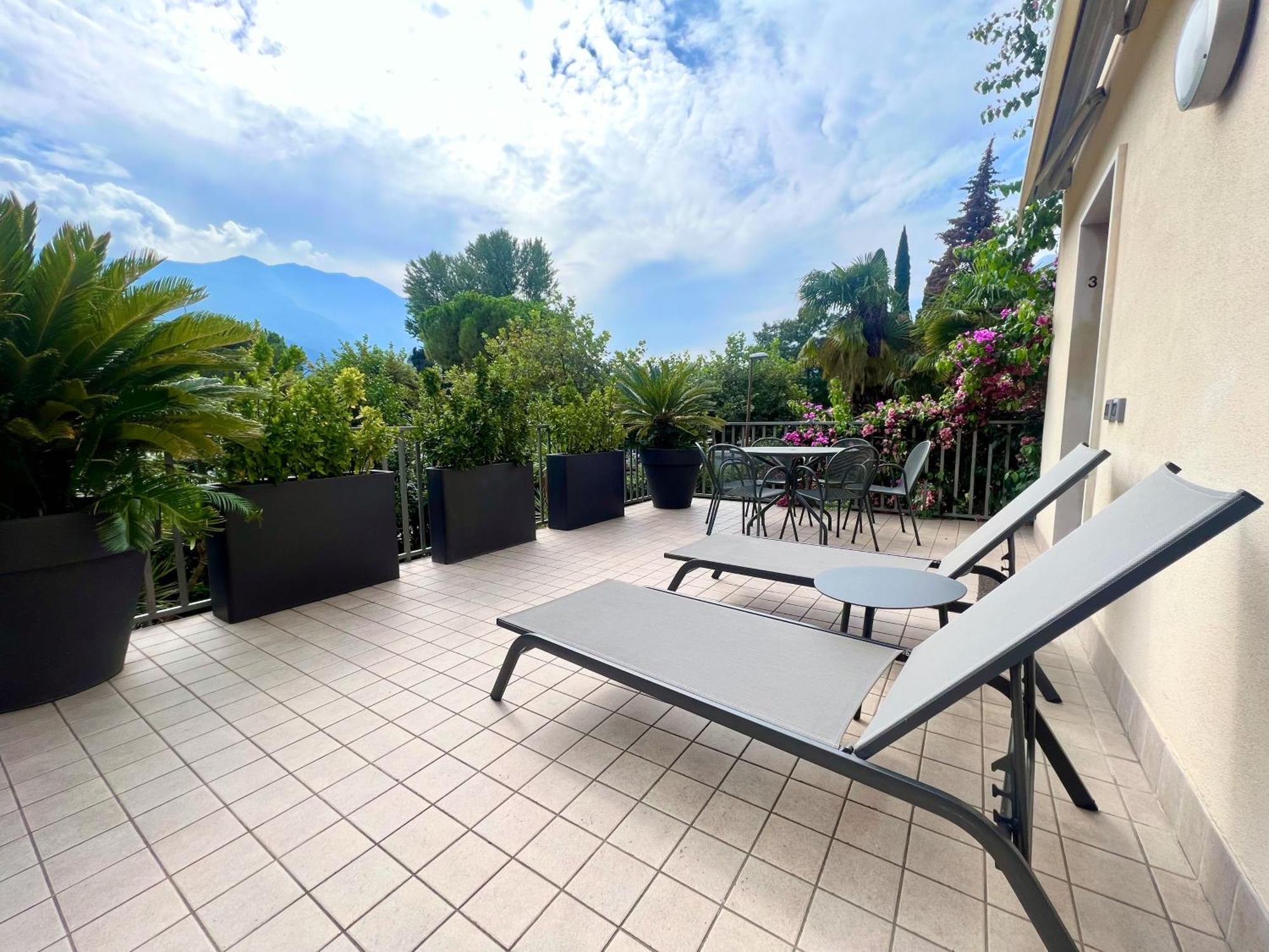 Villa Phoenix - Lake Apartments Riva del Garda Exteriér fotografie